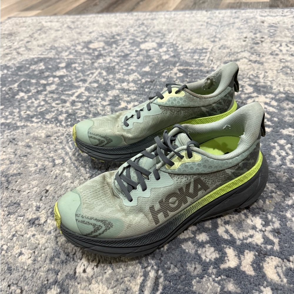 HOKA Challenger ATR 7